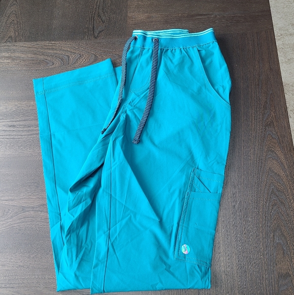 Scrubs - Picture 1 of 6